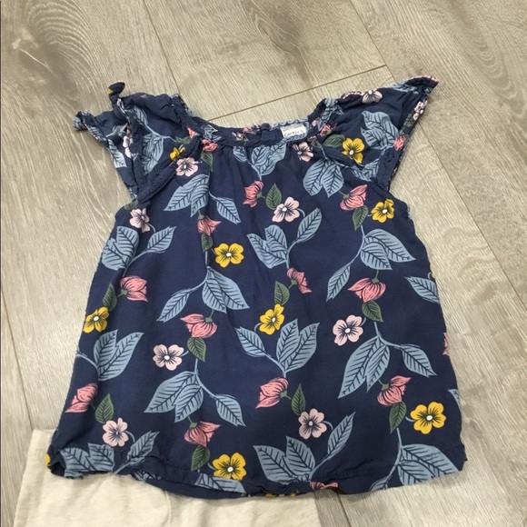 3T outfit - Picture 4 of 5